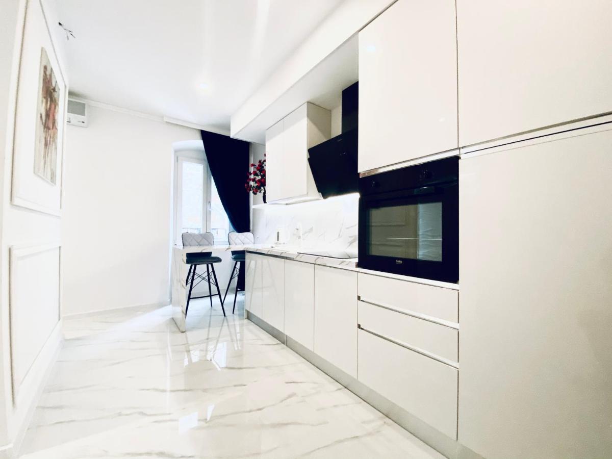 Studio Six Umag Eksteriør bilde
