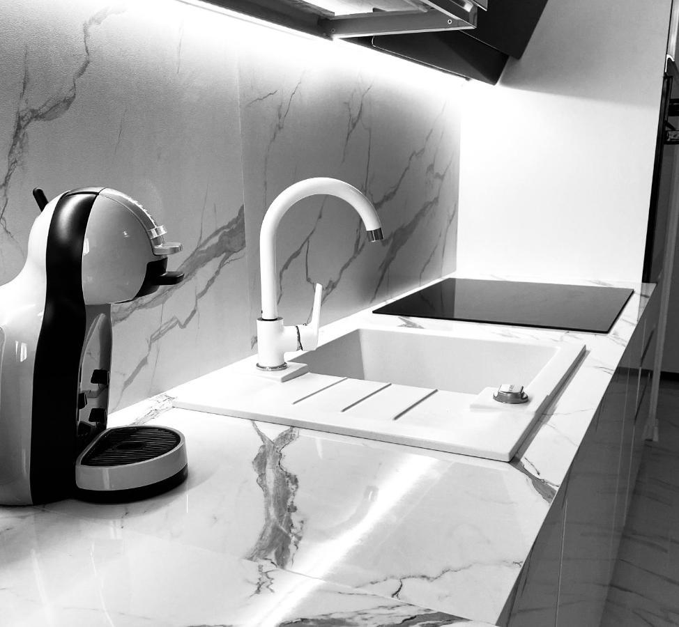 Studio Six Umag Eksteriør bilde